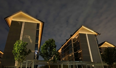 郑州北龙湖保利璞园楼体亮化